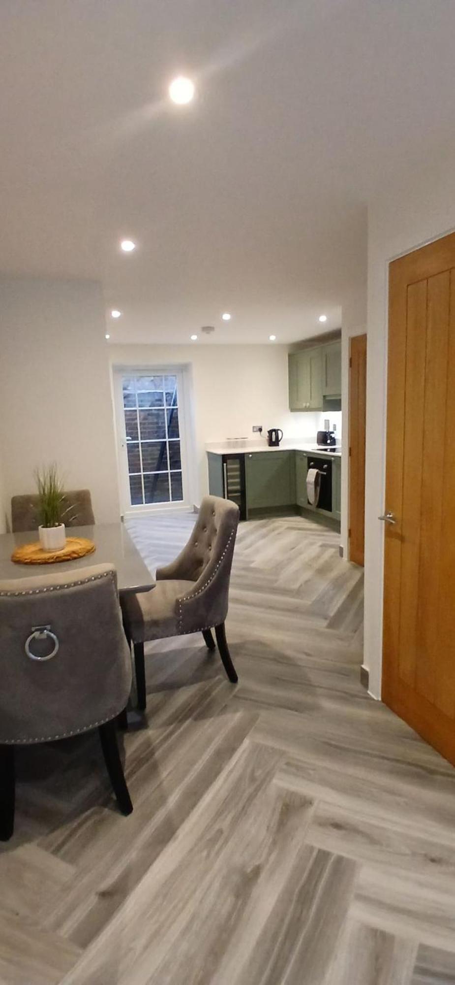 Tonbridge Haven Villa Роял Тънбридж Уелс Екстериор снимка